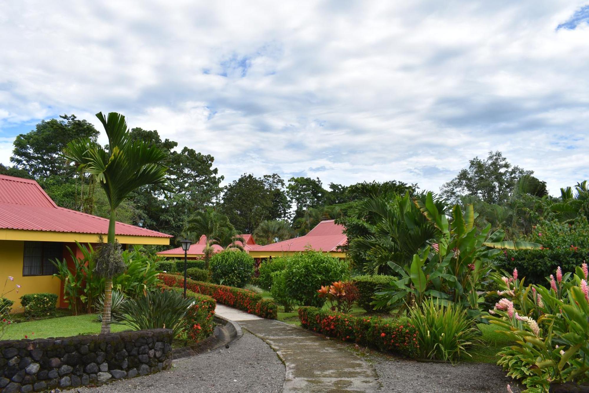 Hotel Arenal Country Inn La Fortuna Exterior foto